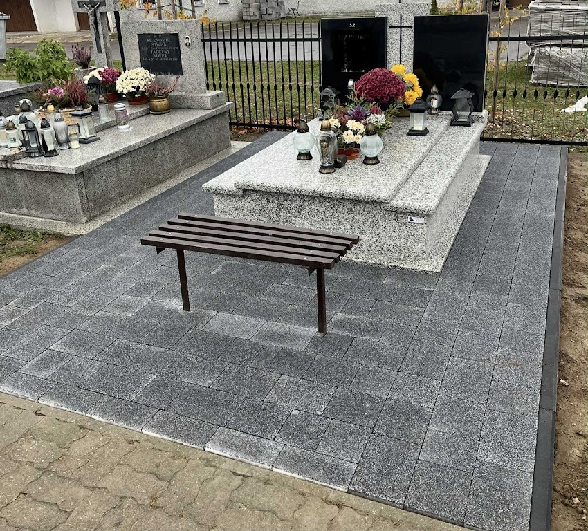 Kwiaciarnia I Brukarstwo
