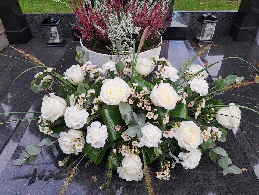 Kwiaciarnia „Flora”