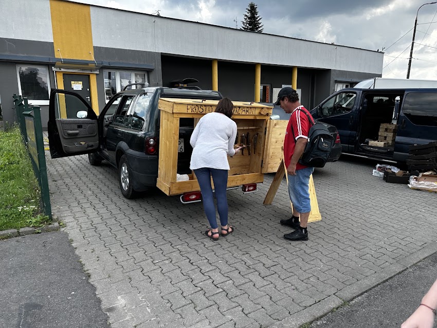 Doro. FH. Hurtownia kwiatów. Dorocki C.