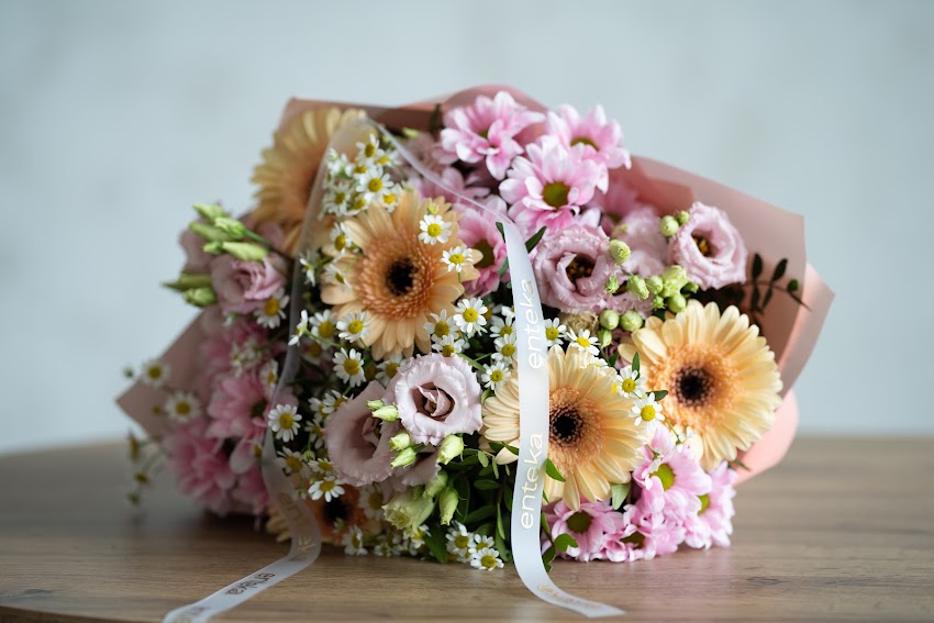 Enteka Flowers – kwiaciarnia, pracownia florystyczna