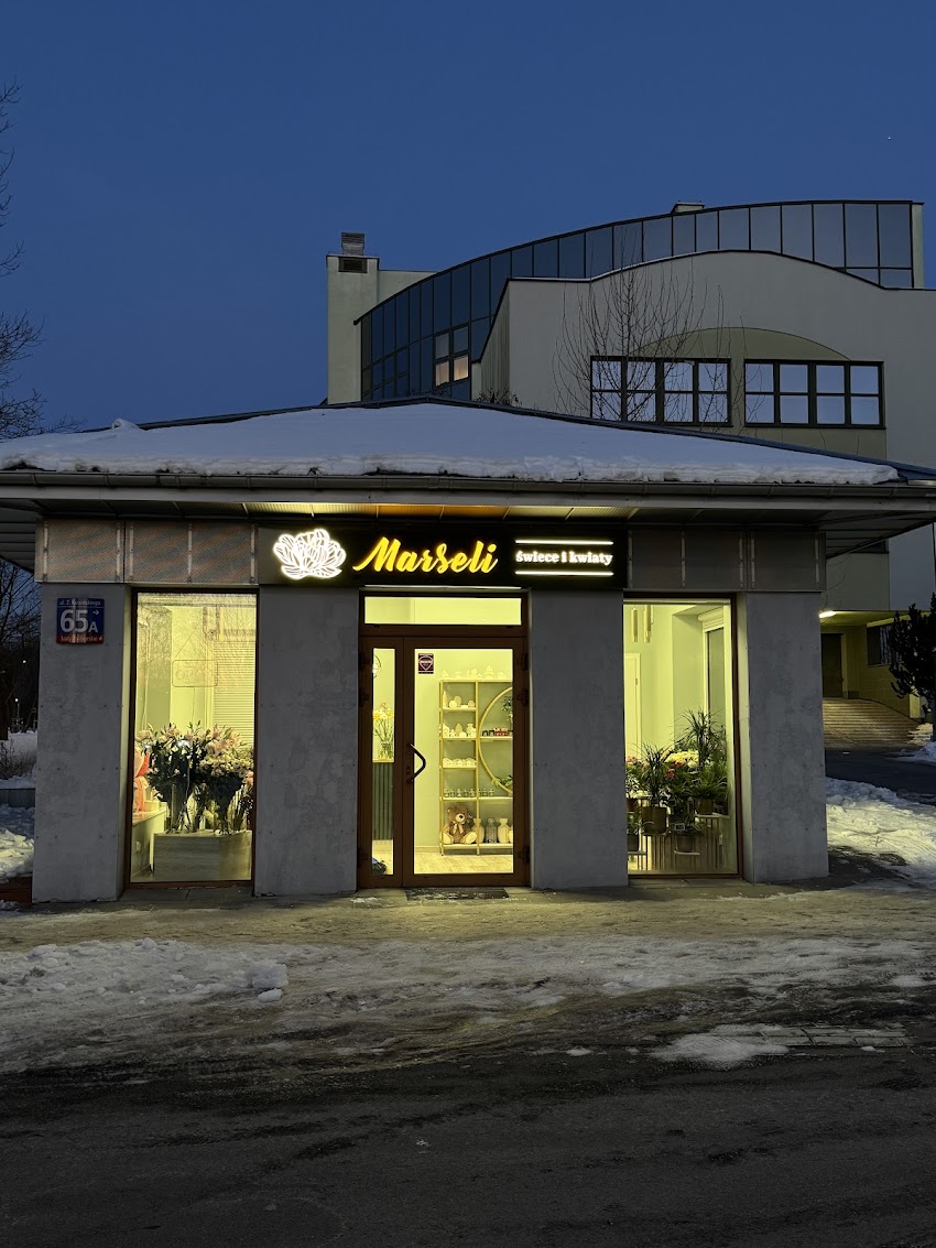 «Marseli» świece i kwiaty