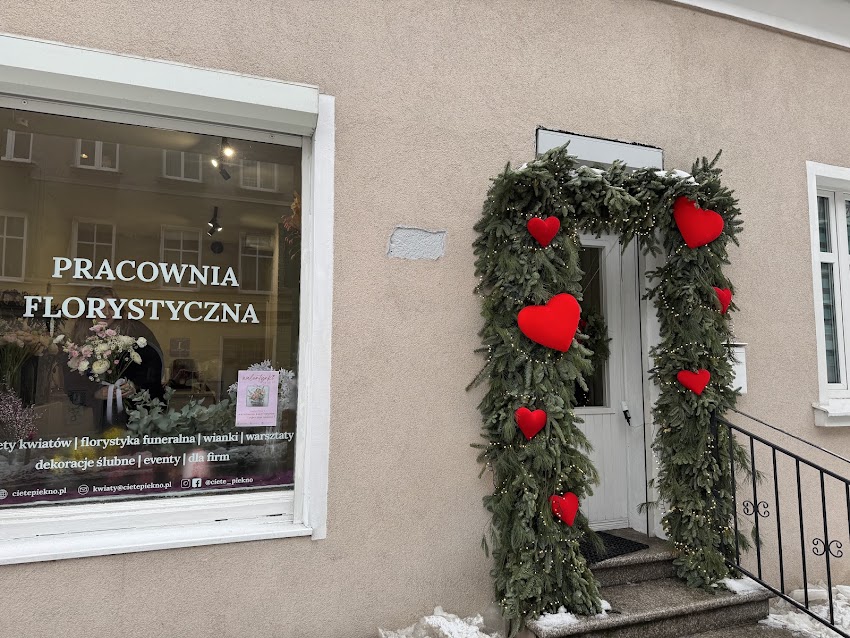 Cięte Piękno – pracownia florystyczna | kwiaciarnia – kwiaty od ręki
