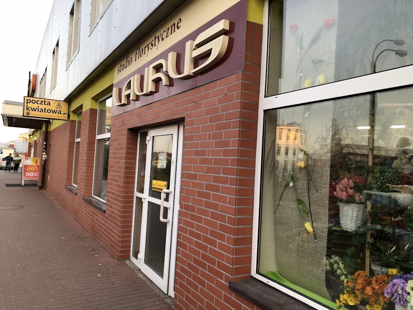 LAURUS – Kwiaciarnia – Florystyka – Bukiety – Kwiatomat