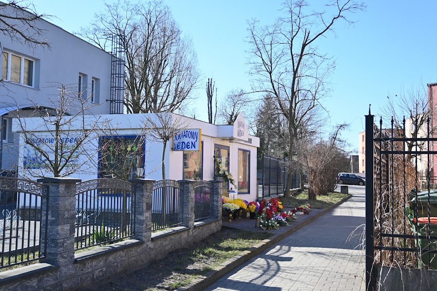Kwiaciarnia „kwiatowy Eden”