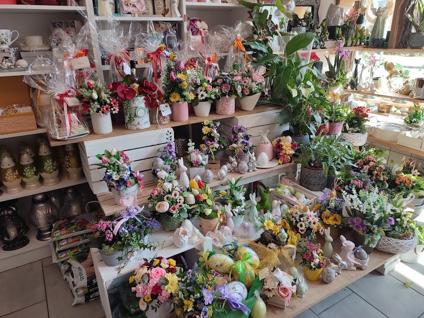 Kwiaciarnia Bouquet Studio Prezentów