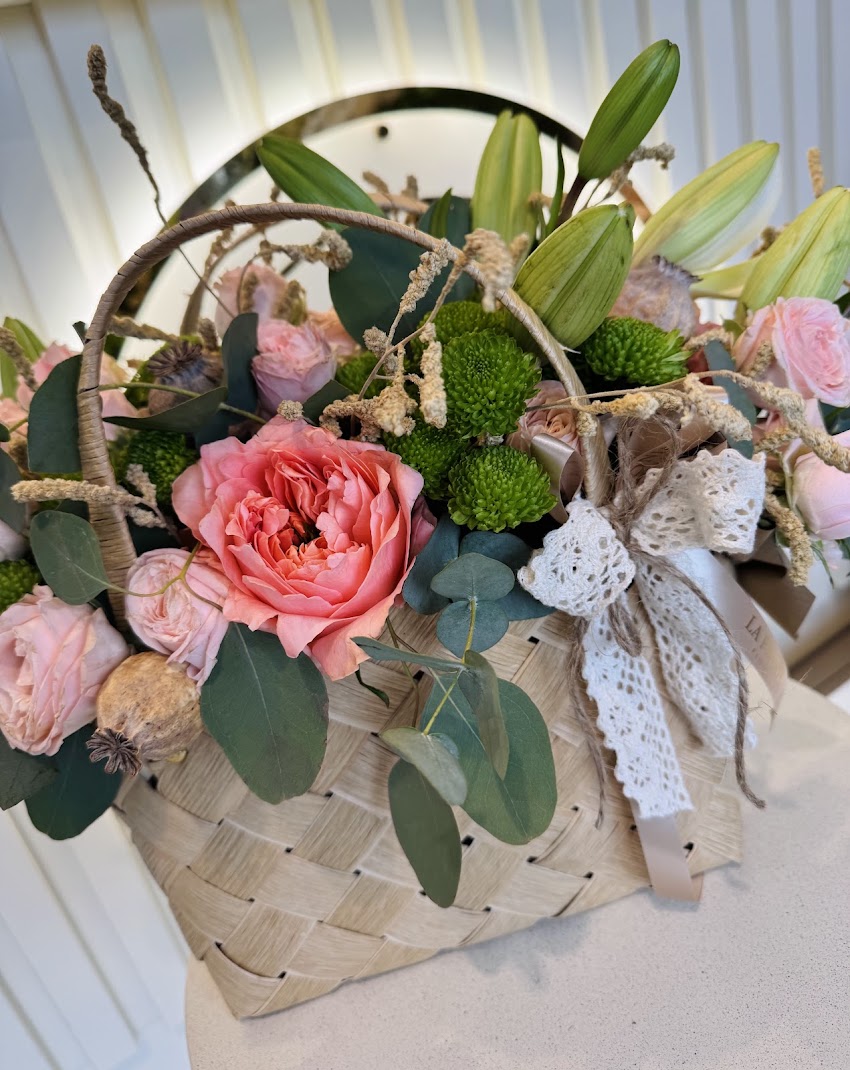 La Peonia Flowers