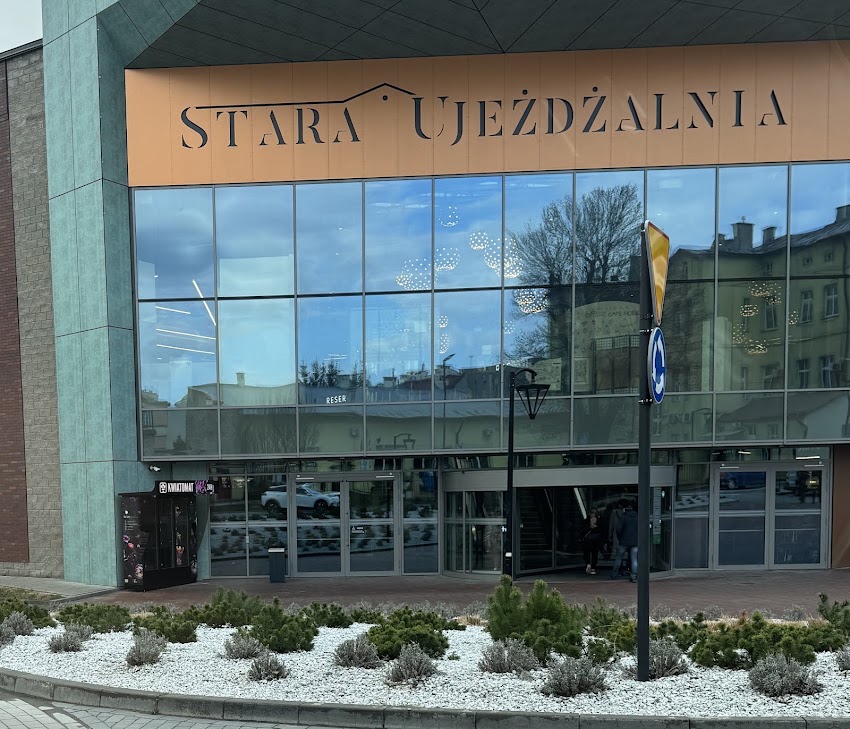 Kwiatomat 24/7 Kolory Pracownia Florystyczna