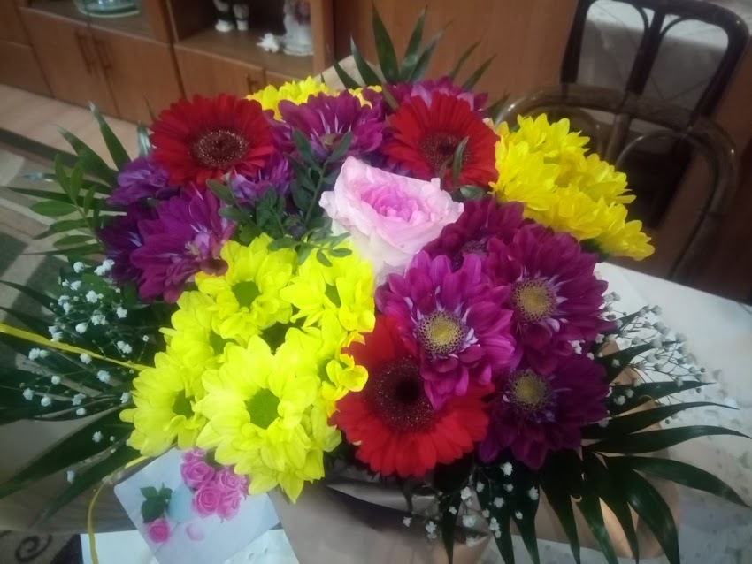 Telekwiaciarnia Chorzow – florystyczna poczta, kwiatowa dostawa
