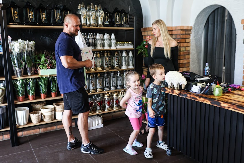 Kwiaciarnia Czarna Owca Justyna Gnacińska