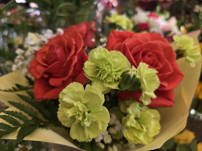 Kwiaciarnia i Kwiatomat 24h FloraDeco