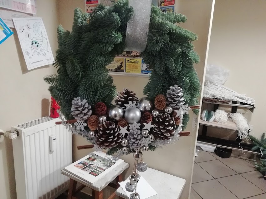 Kwiaciarnia „POD KLONEM”