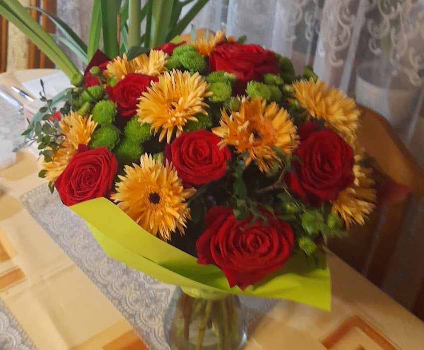 Telekwiaciarnia Stalowa Wola – florystyczna poczta, kwiatowa dostawa