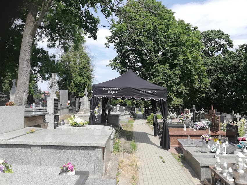 Dom Pogrzebowy – Kęsy Włodzimierz