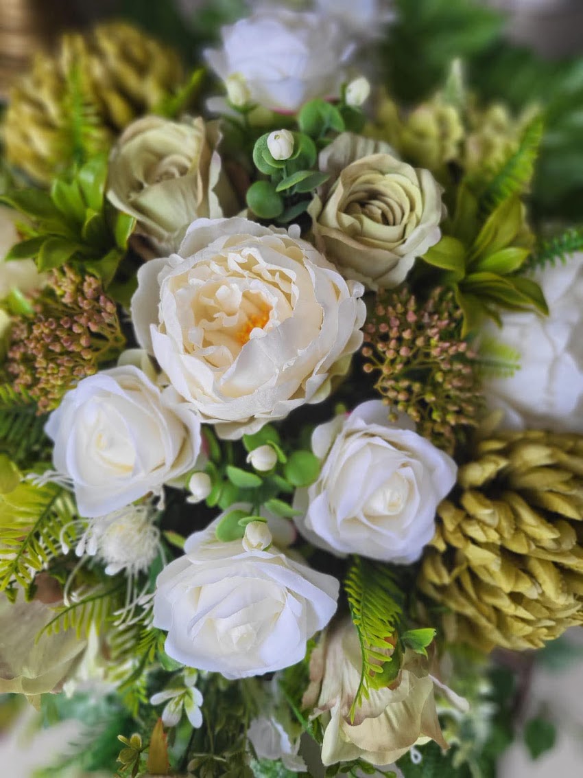 Elegant Decor