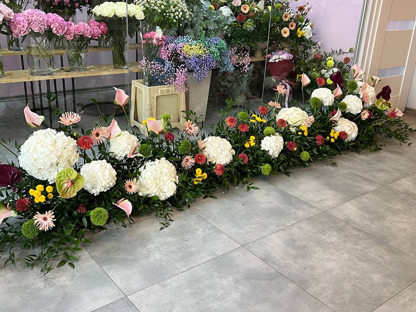 Kwiaciarnia Pink Flowers