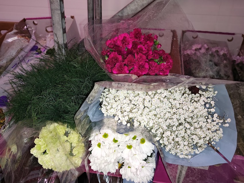 Lambada Hurtownia Kwiatów i Art. Florystycznych