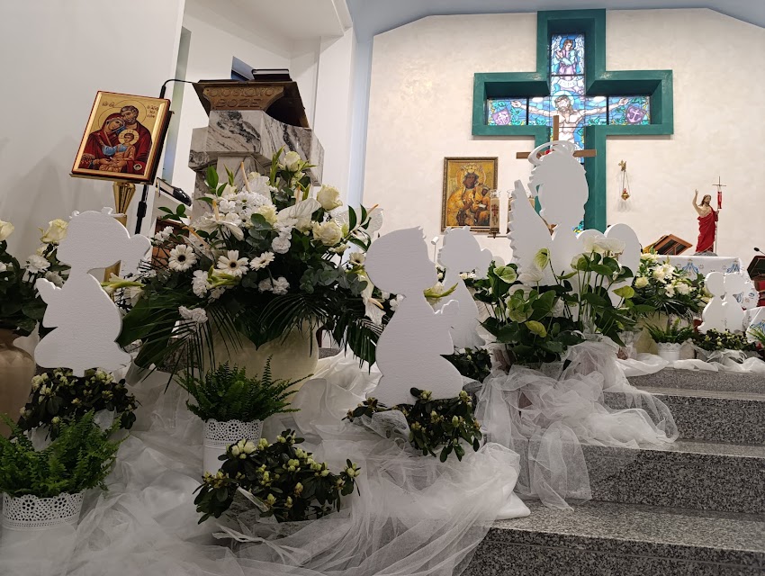 Kwiaciarnia Na Pawilonach Brzeg Dolny Glorian