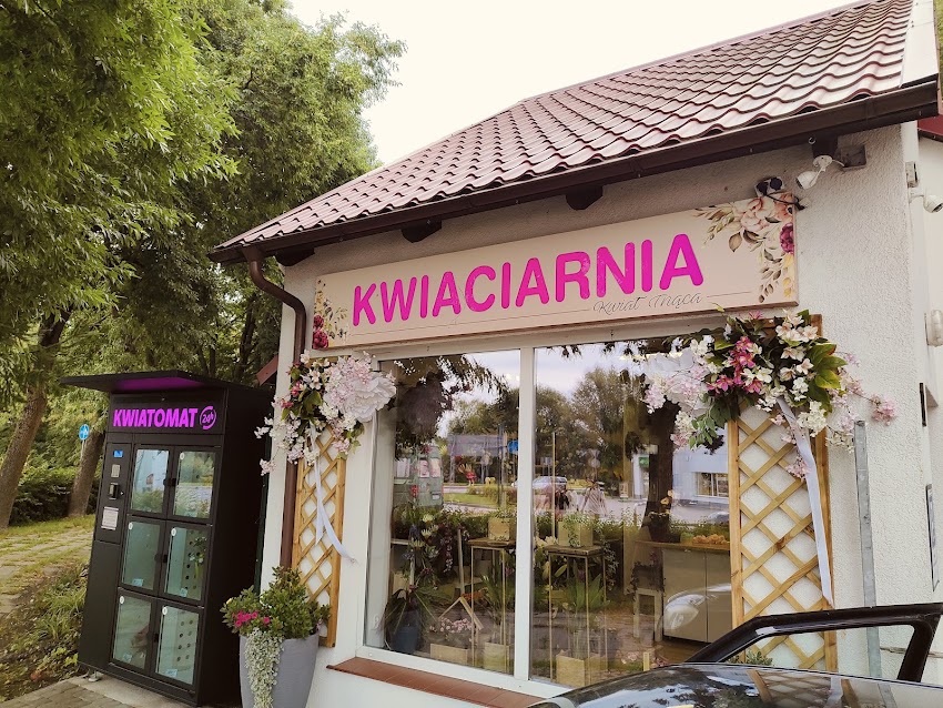 Kwiat Tnąca – Pracownia Florystyczna – Kwiaciarnia